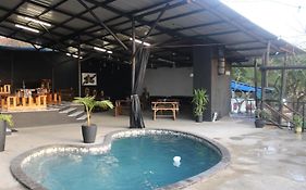 Wild Medlar Accommodation & Venue